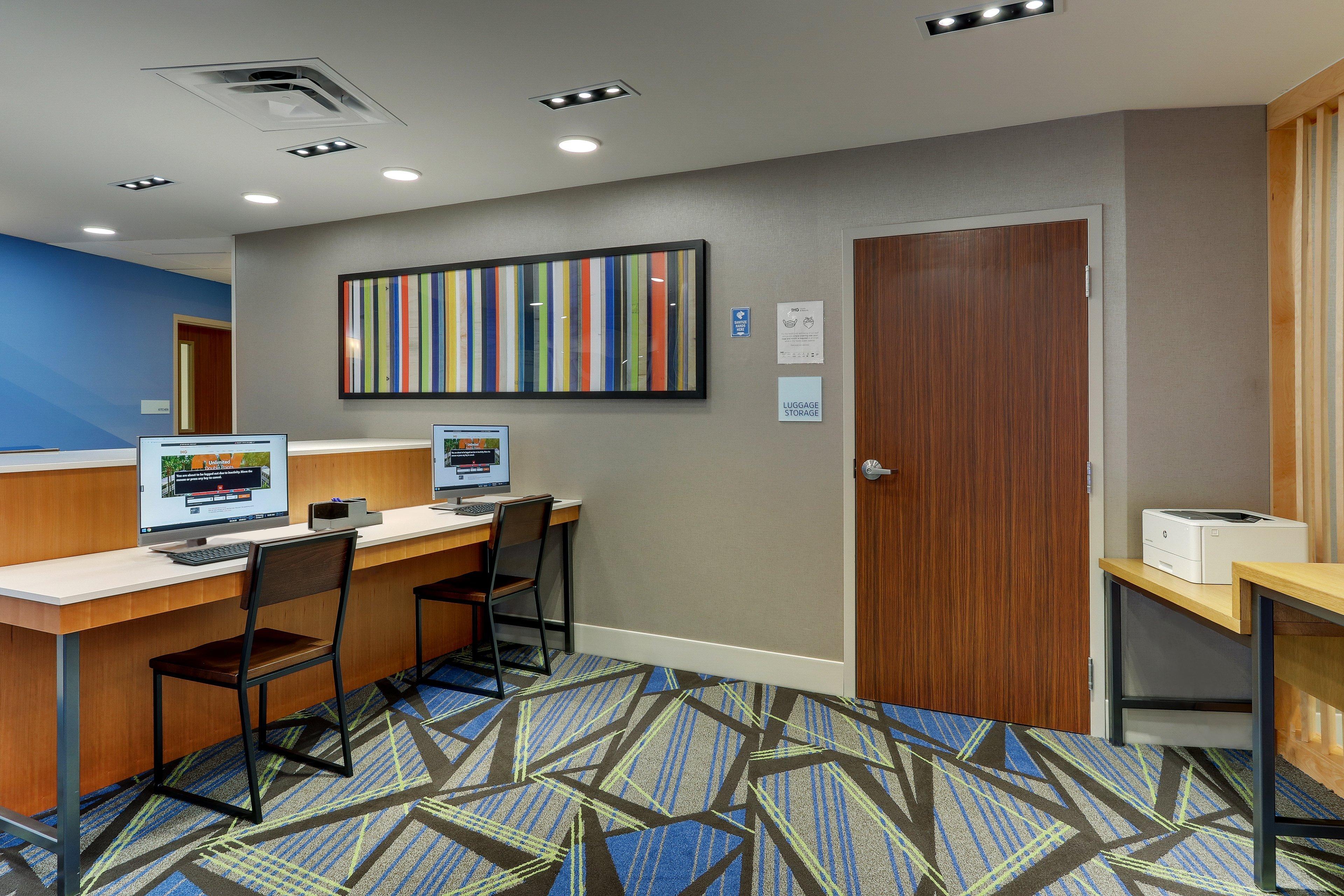 Holiday Inn Express & Suites Troy By Ihg Eksteriør bilde